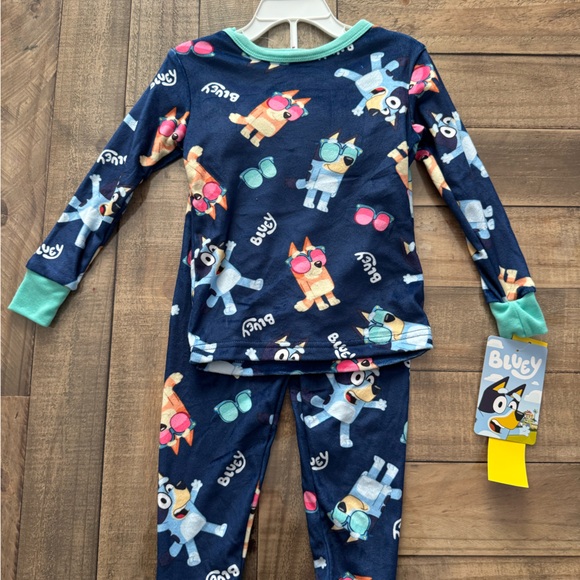 Bluey Other - Bluey Kids 4T Footie Pajama 2 Piece Set - Navy and Multicolor
